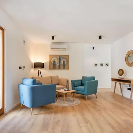 Valpinia Comfortable Holiday